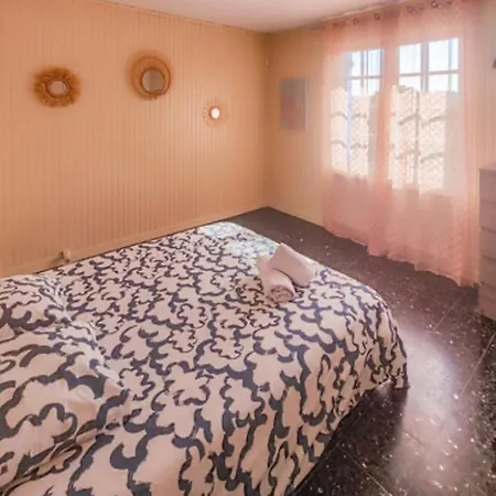 Rose Holiday home Roquebrun
